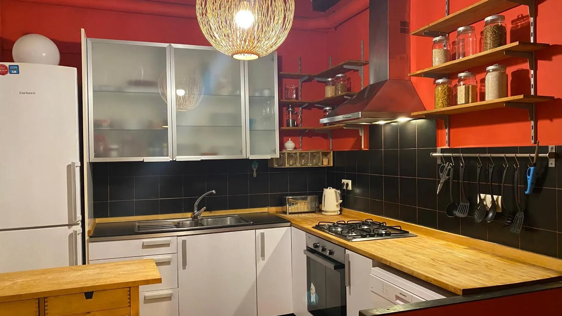 Big Boutique Apartment In The City Center Barcelona